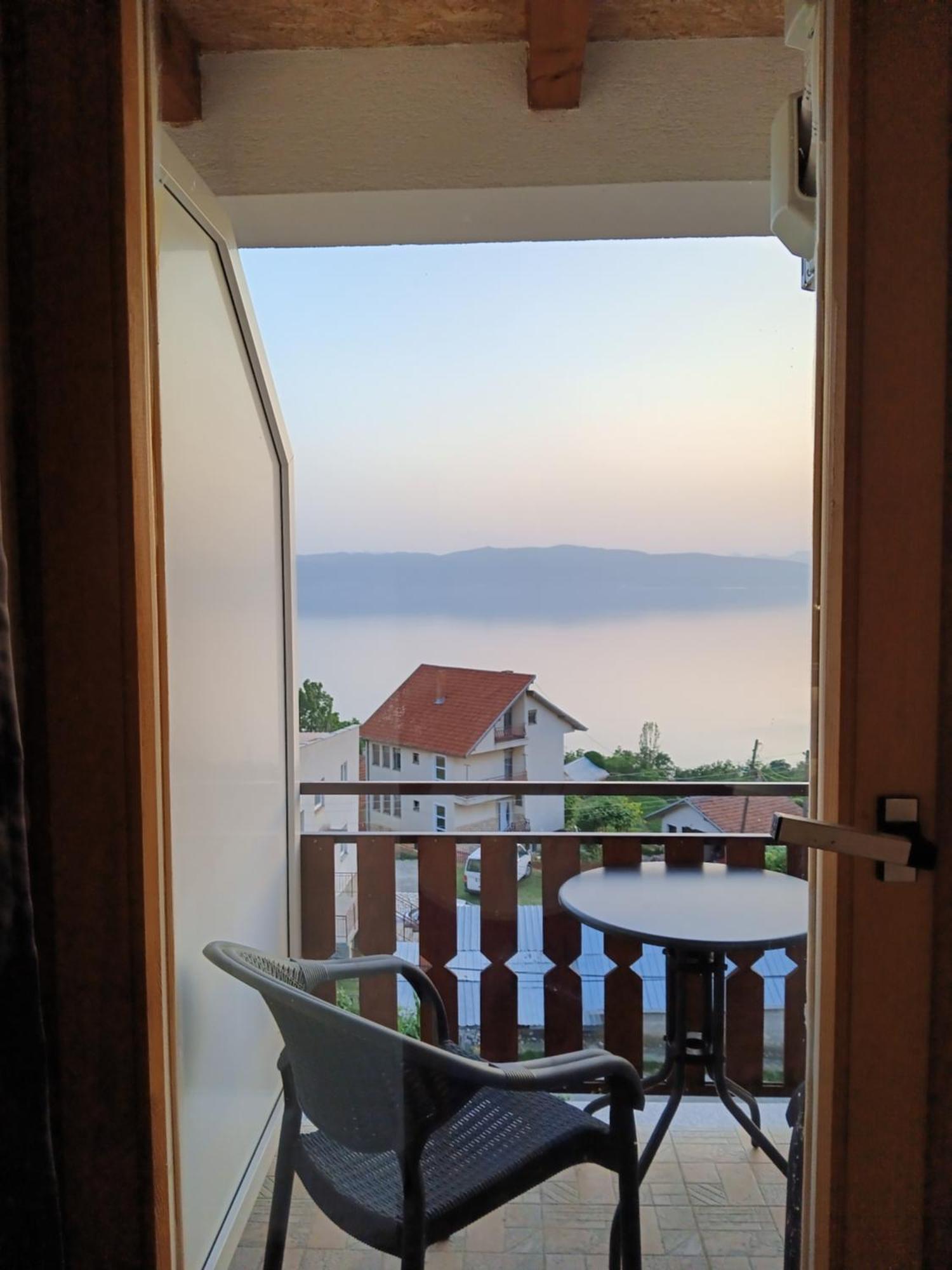Elshani Risto'S Guest House מראה חיצוני תמונה