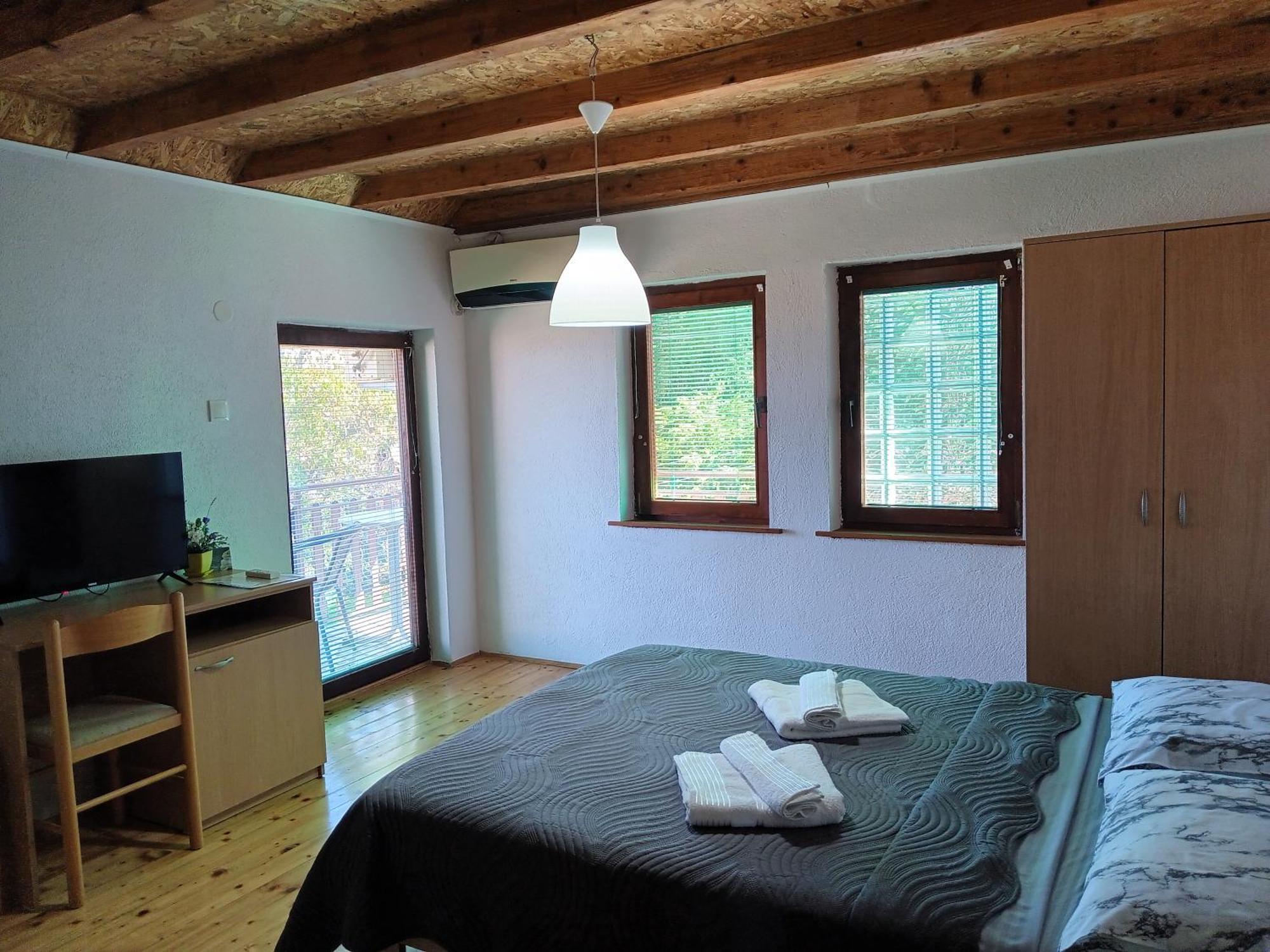 Elshani Risto'S Guest House מראה חיצוני תמונה