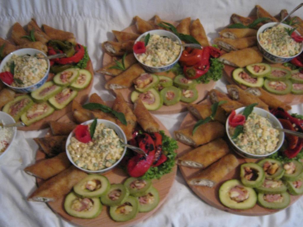 Elshani Risto'S Guest House מראה חיצוני תמונה
