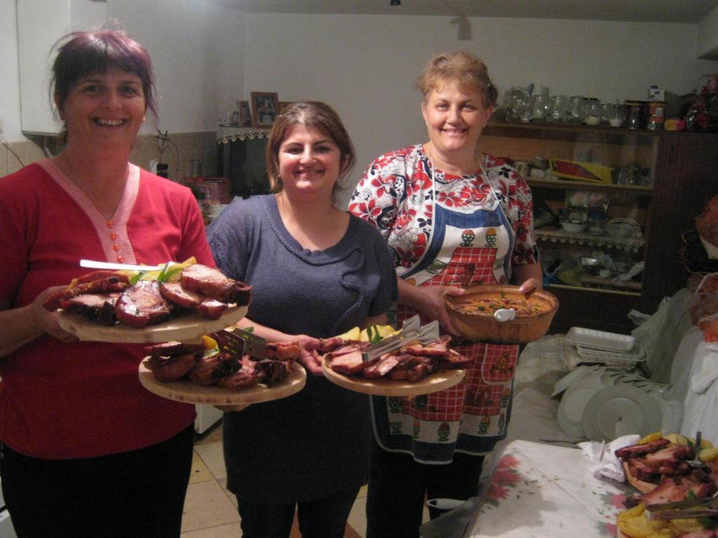 Elshani Risto'S Guest House מראה חיצוני תמונה